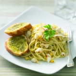 Crab and Lemon Liguine with Pesto Garlic Bread