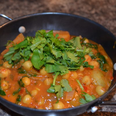 Canned chickpeas curry
